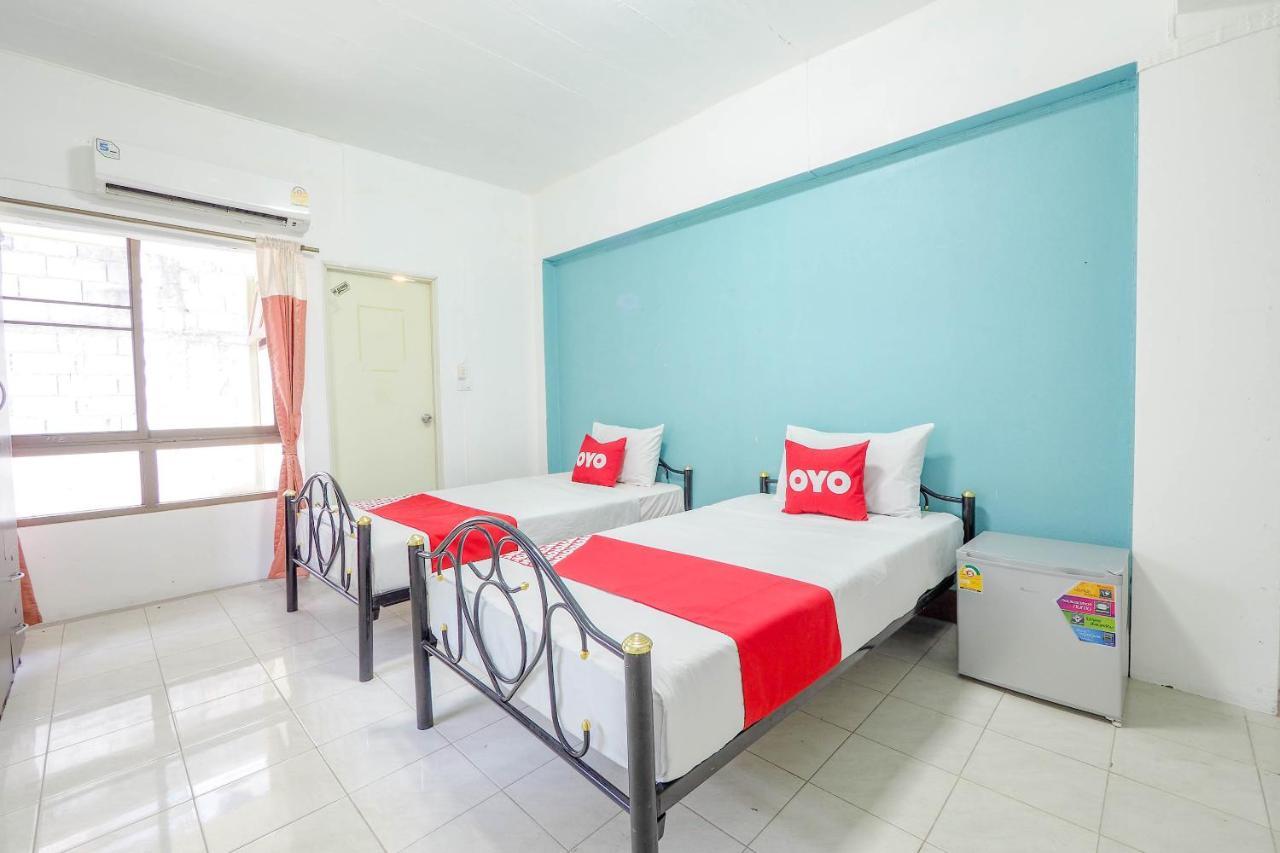 Oyo 817 Noble Thippanate Hotel Chiang Mai