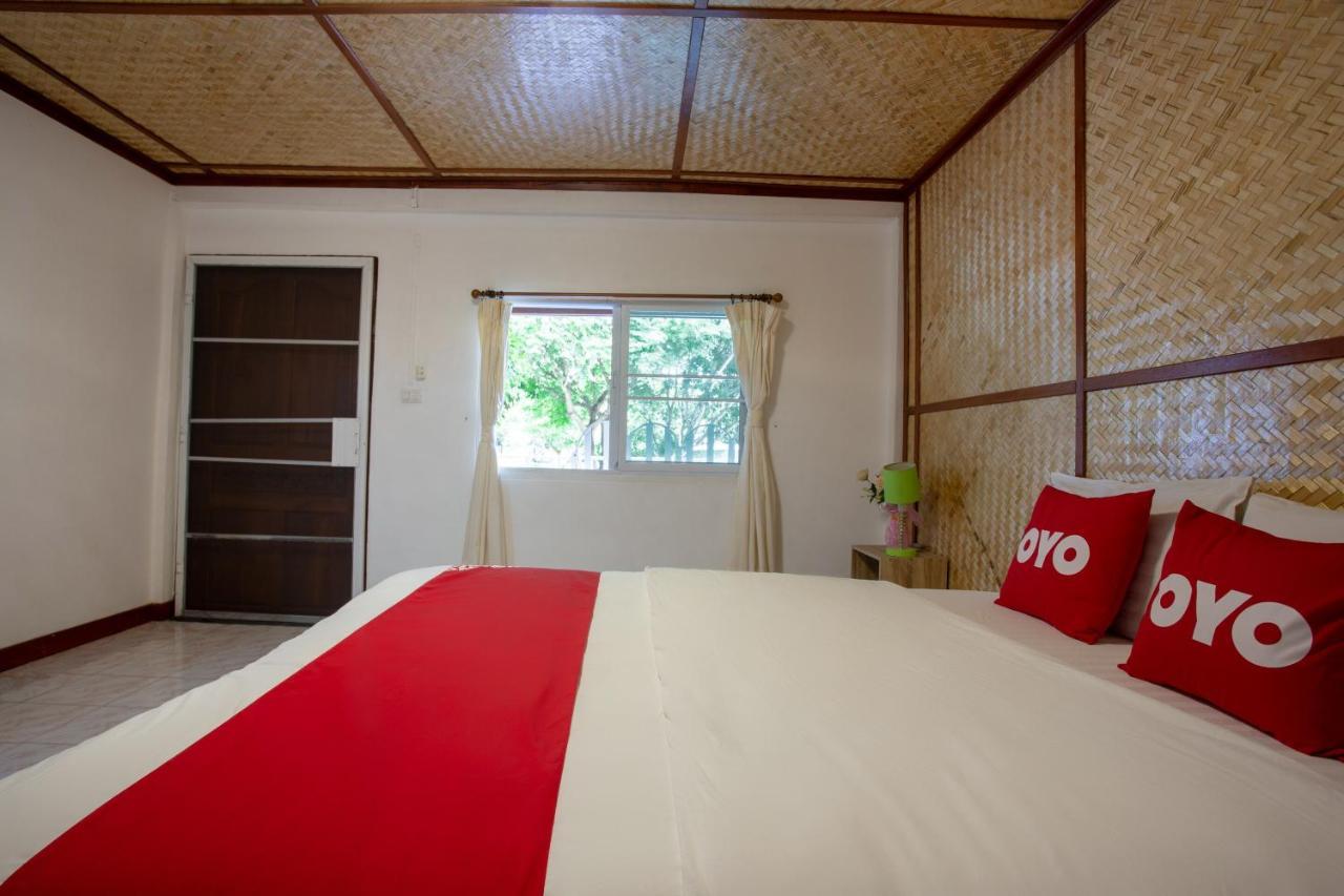 Oyo 909 Guiding Star Hotel