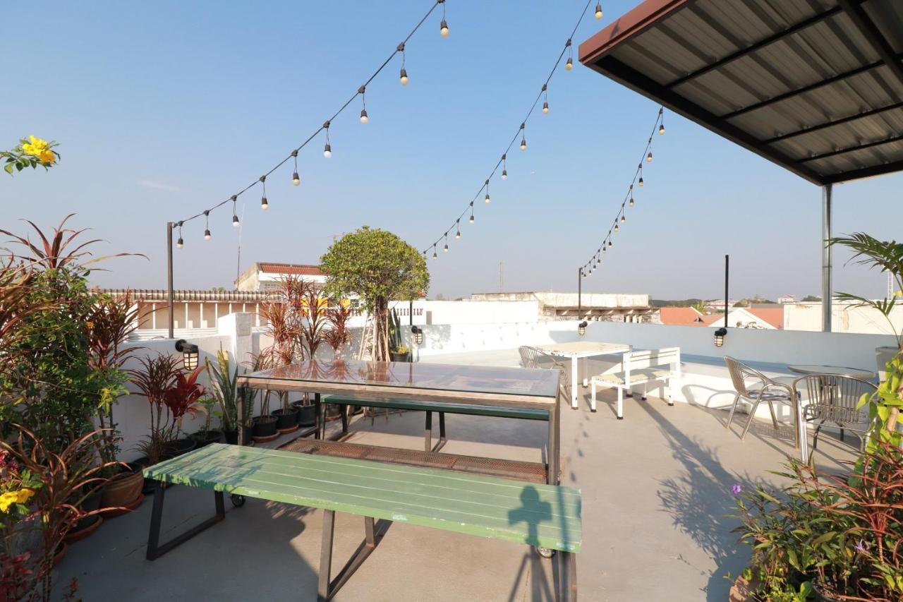 Oyo 552 Hab40 Hotel