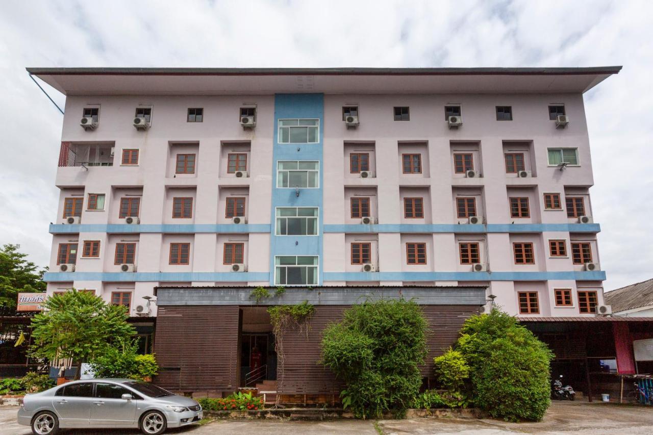 Oyo 75356 Thipsiri Hotel Chiang Mai