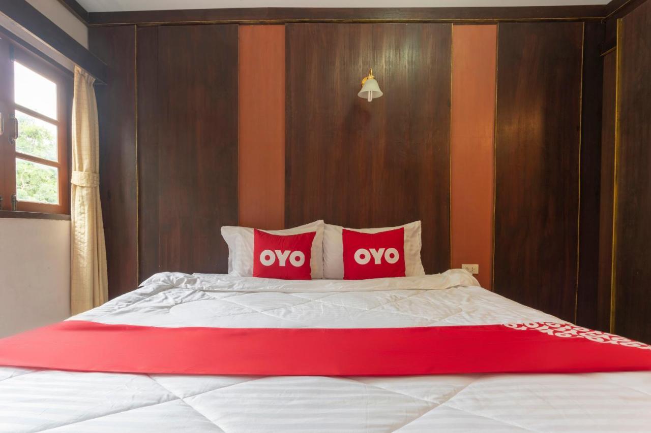 Oyo 75356 Thipsiri 3*