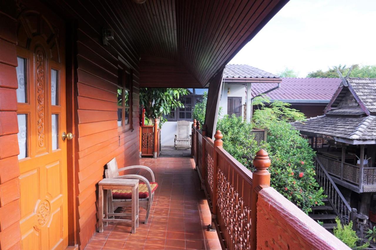 Guest house Tiptopthai House