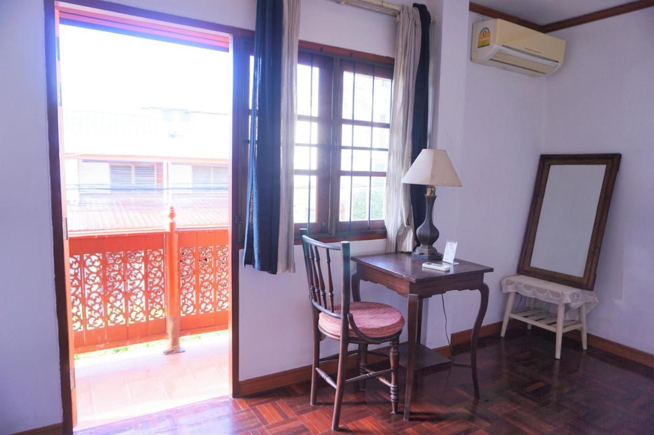 Tiptopthai House