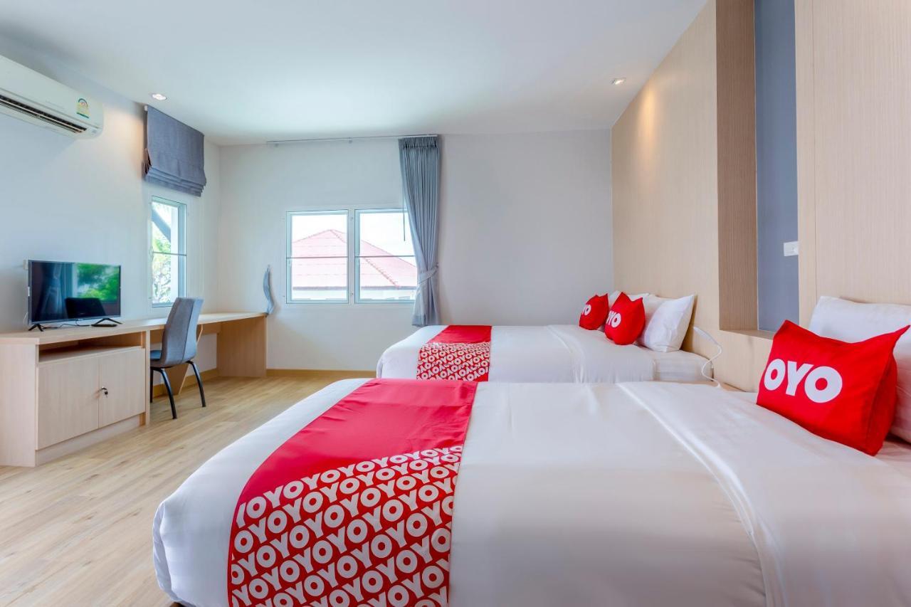 Oyo 1053 Bloom Hotel Chiang Mai