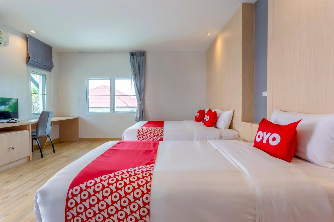 Oyo 1053 Bloom 3* Chiang Mai
