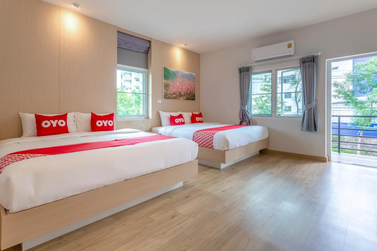 Hotel Oyo 1053 Bloom 3*