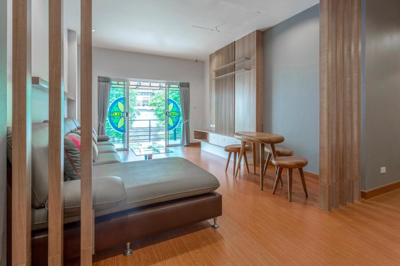 Oyo 1053 Bloom Hotel Chiang Mai