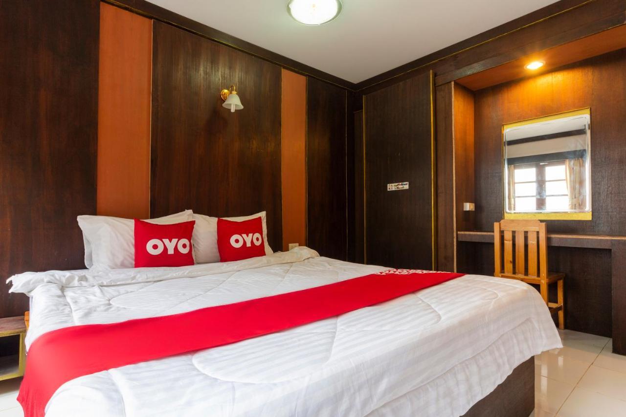 Oyo 75356 Thipsiri 3*