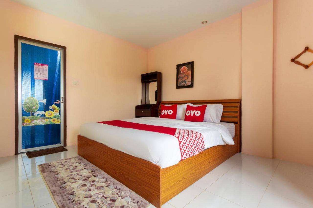 Oyo 75356 Thipsiri 3* Chiang Mai