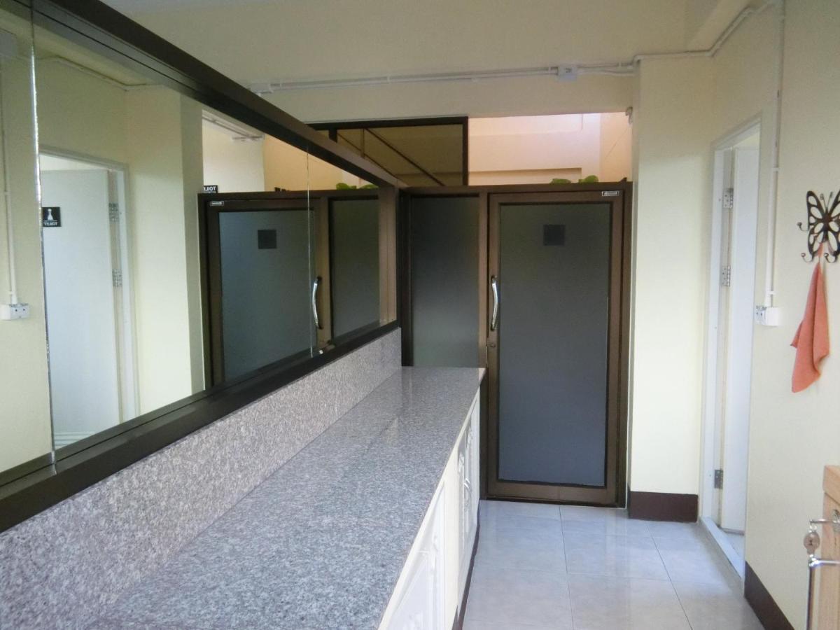 Hostel Inncome Chiang Mai