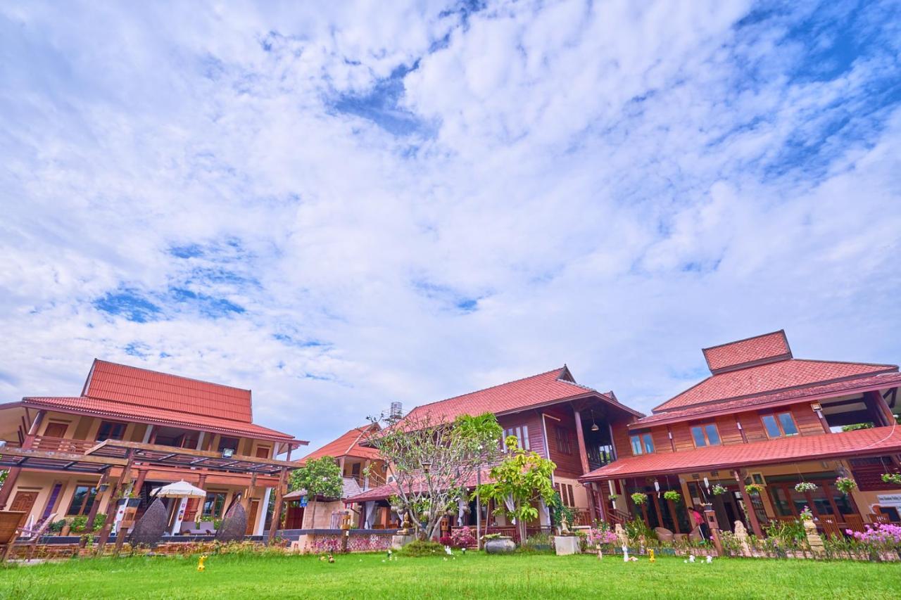 Resort Mina Garden 3*