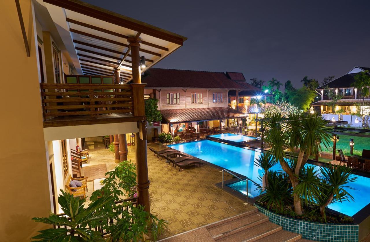 Mina Garden 3*