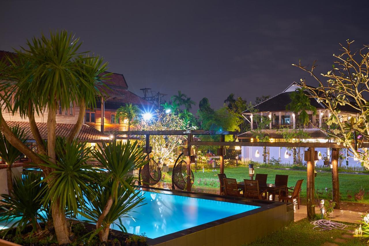 Mina Garden 3*