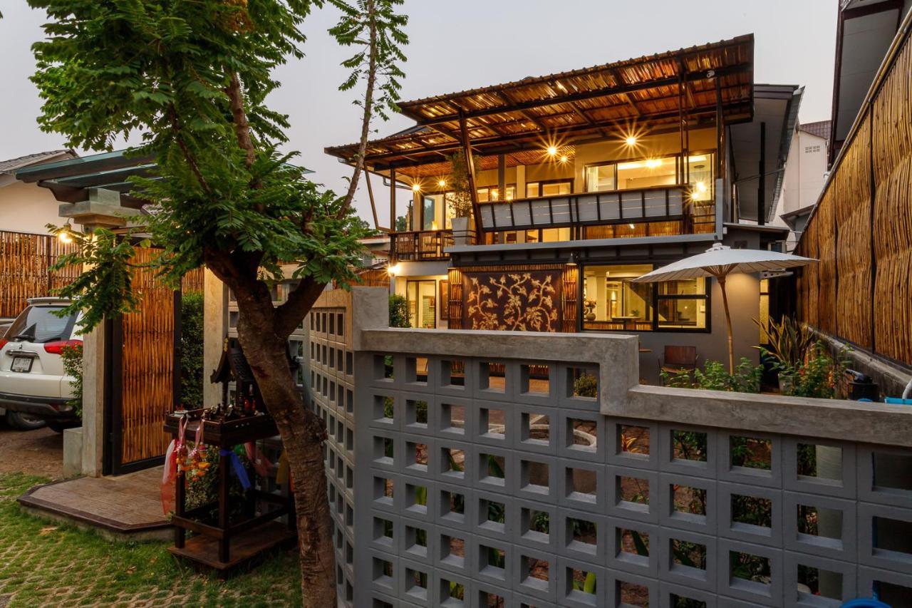 Hostel One Art And Gallery *