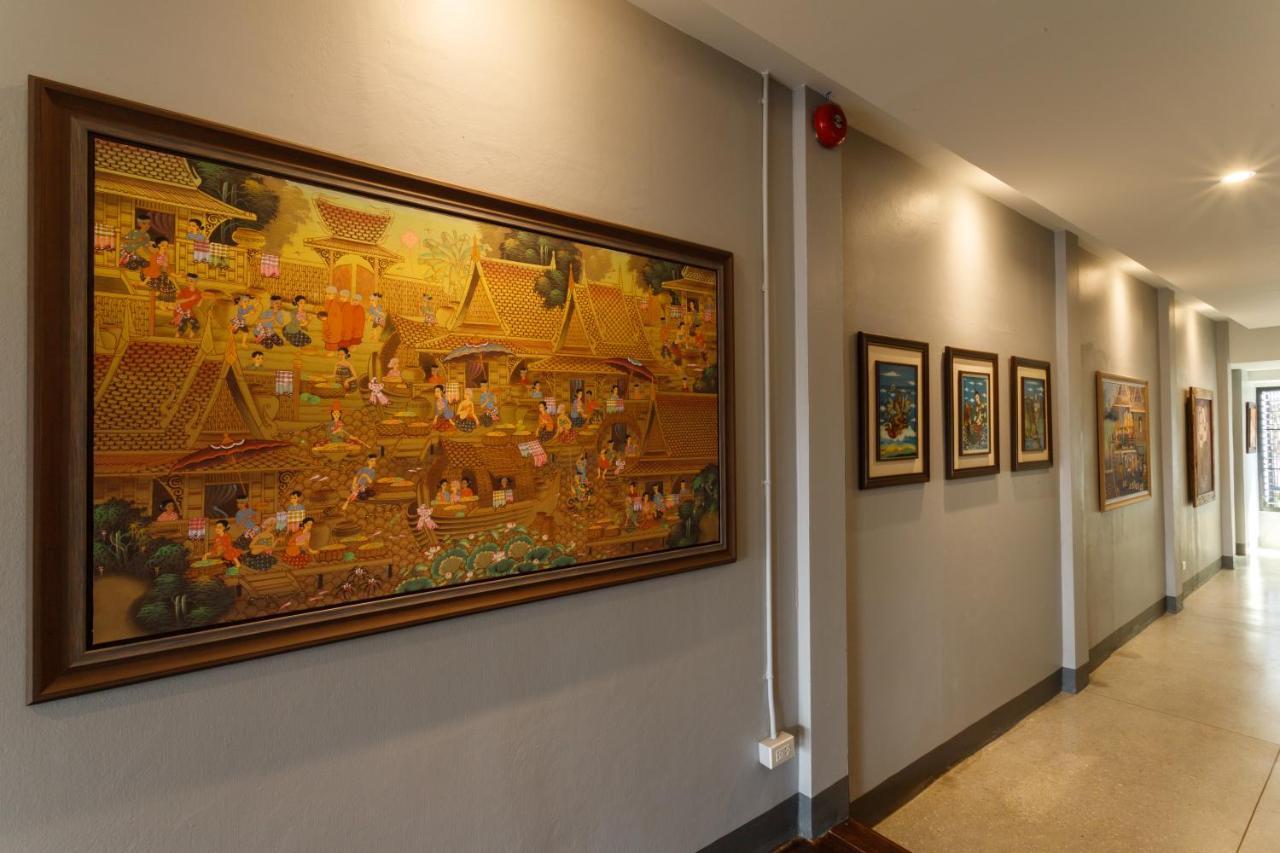 One Art And Gallery Hostel *