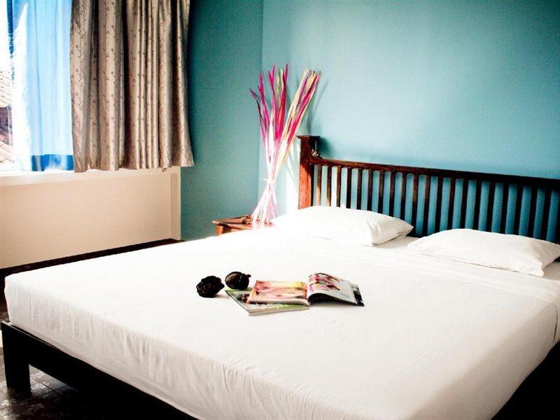 La-mer Hostel *