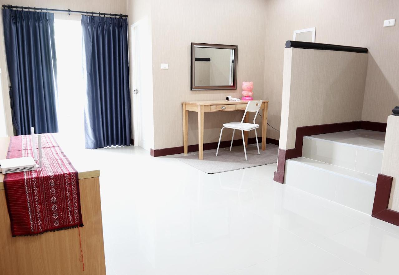 Modern Townhome At The Old Chiang Mai