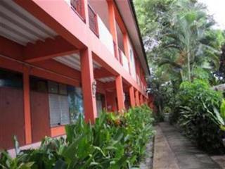 Inn Hollanda Montri 2*