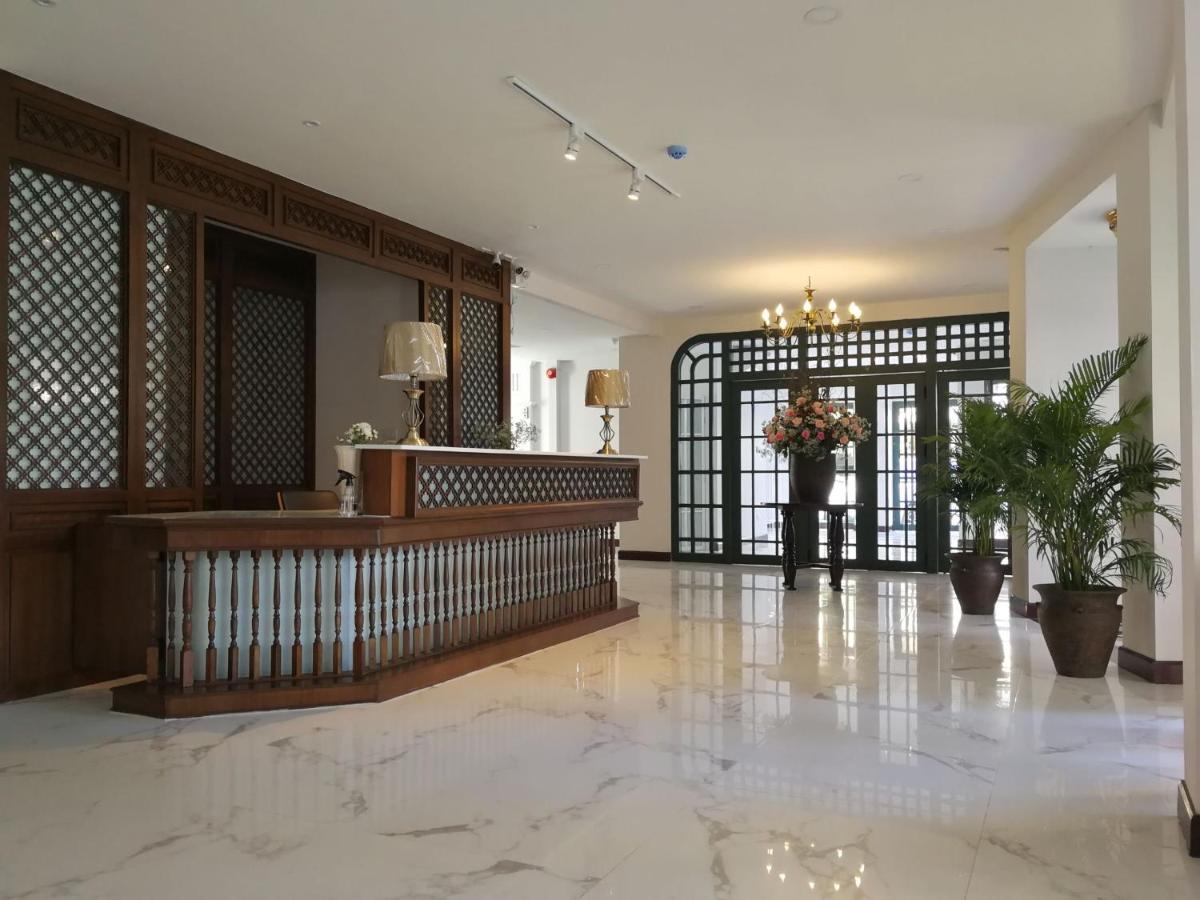 Rosy Hotel 3*