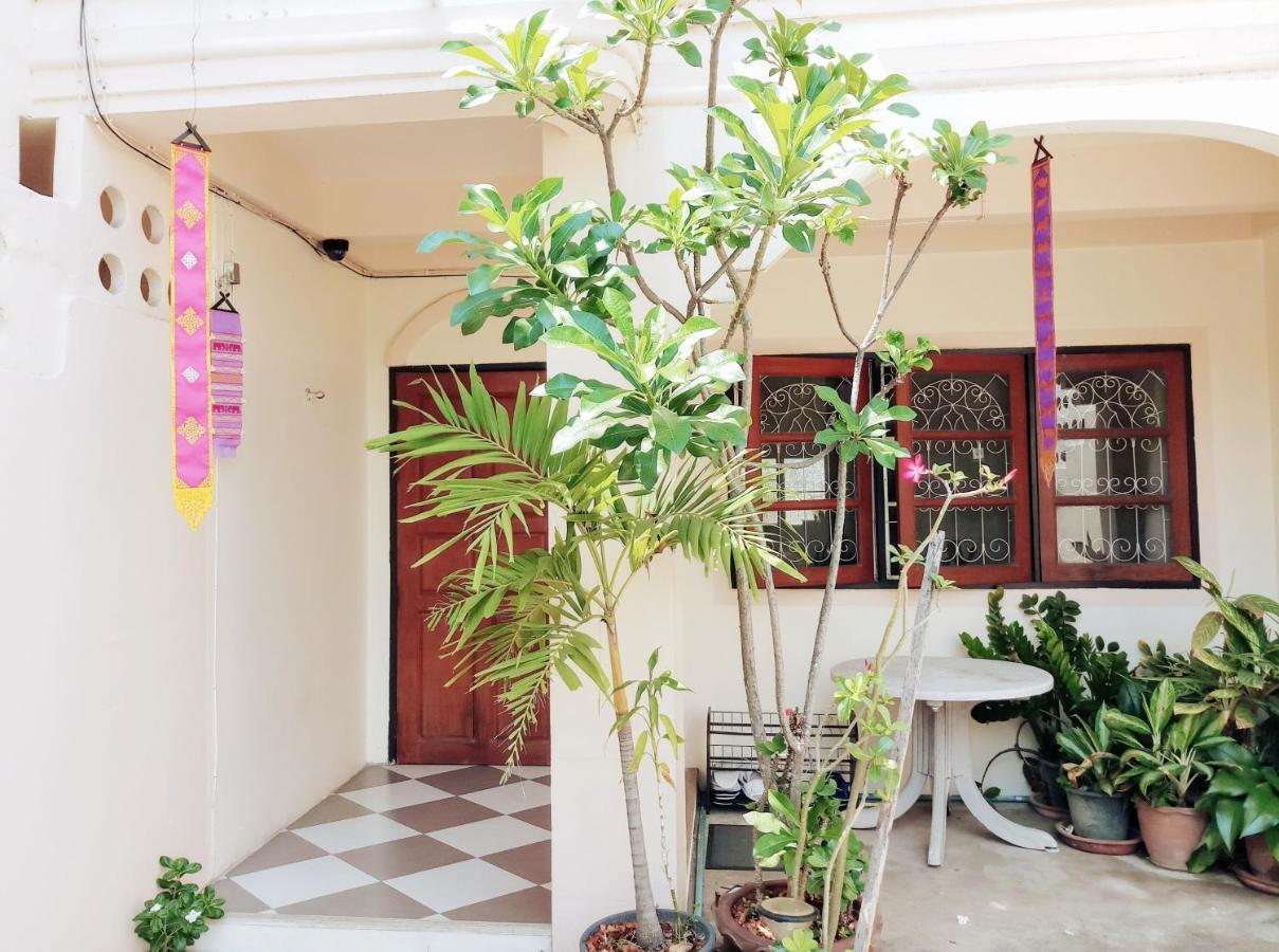 Bahay bakasyunan Private Townhome Chiang Mai