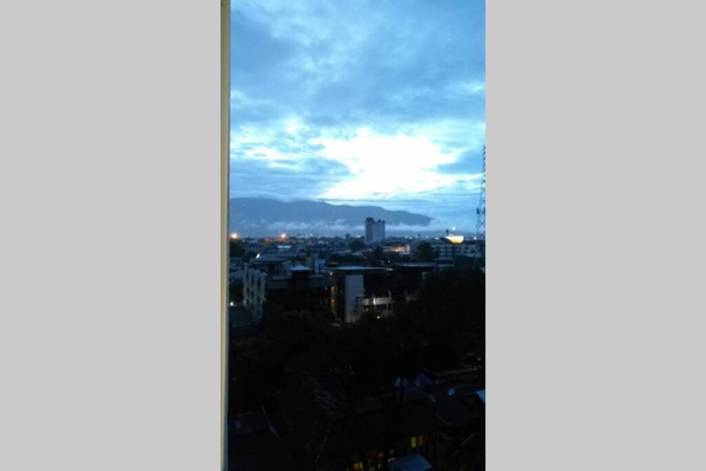 King Bed Old Town&night Bazaar Quiet Comfortable Apartment Chiang Mai