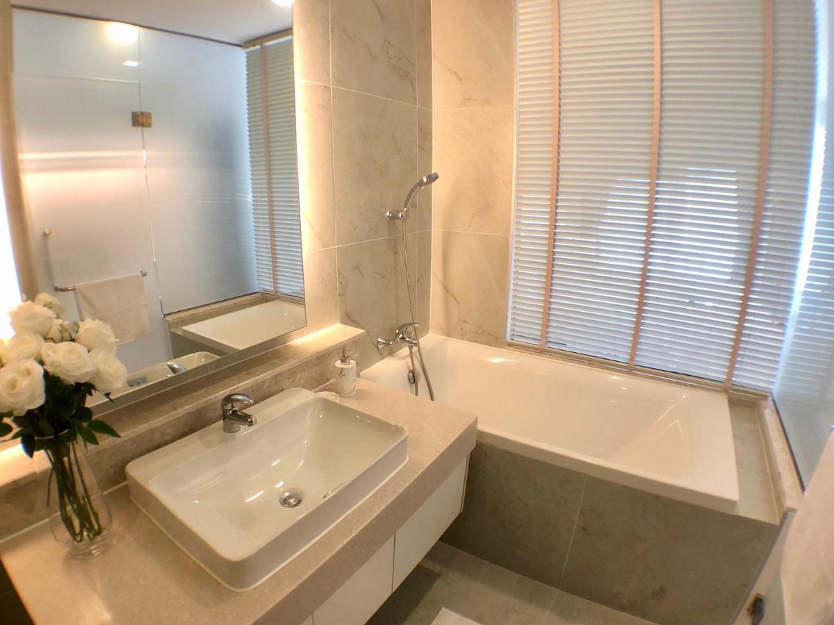 The Astra - 11th Floor Apartment