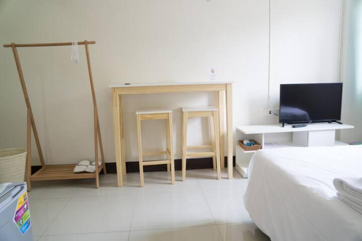 Baan Ploy 2 Apartment