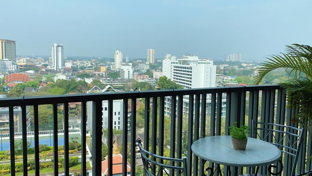 Apartment Luxury High Floor Loft Pool With 2 Bedrooms Chiang Mai