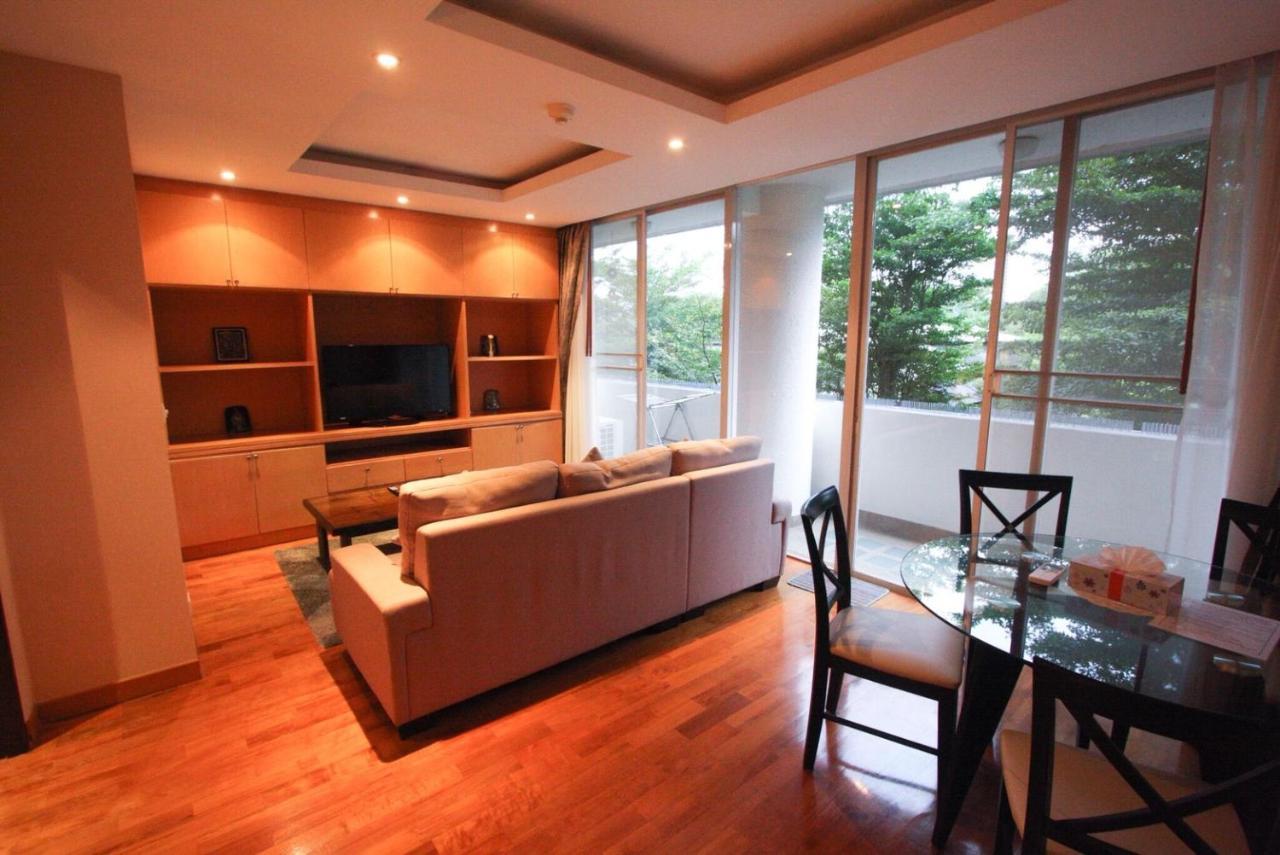 Twin Peaks Apartment Chiang Mai