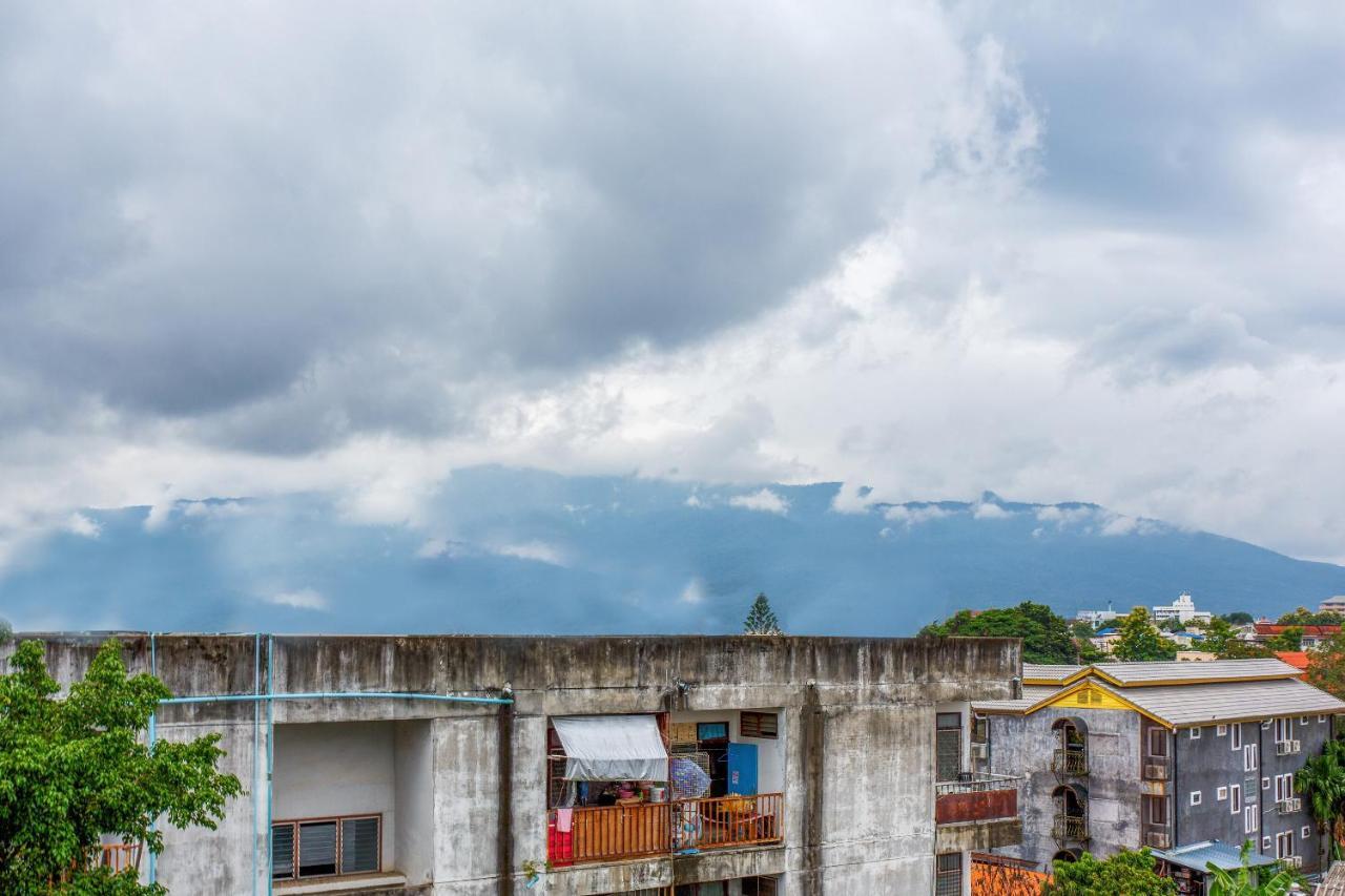 Yak Hotel