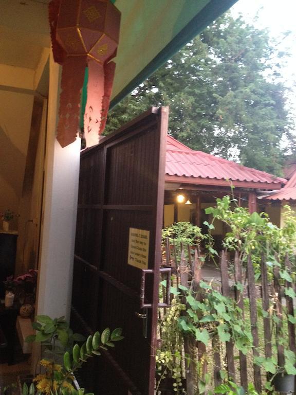 Guest house Ampawan Chiang Mai