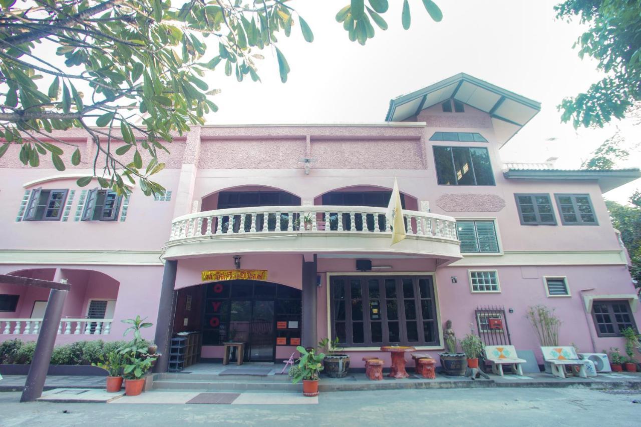 Oyo 75357 Thipsiri