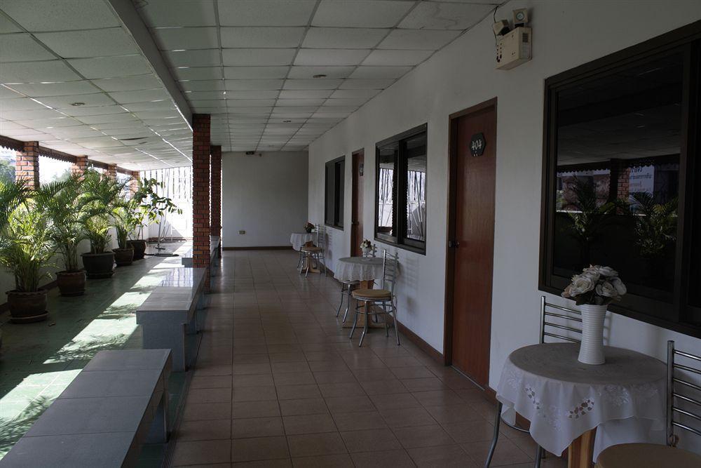 Roongruang Inn Chiang Mai