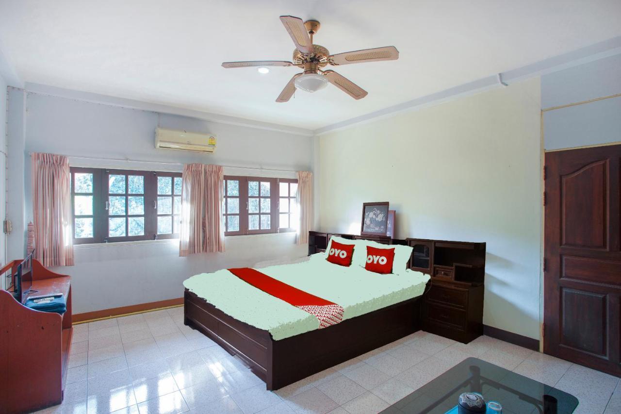 Oyo 75357 Thipsiri Hotel