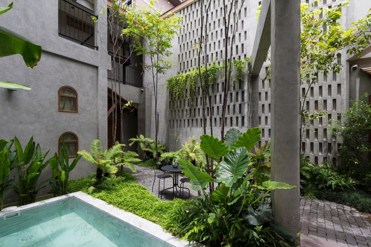 Hostel Hidden Garden *