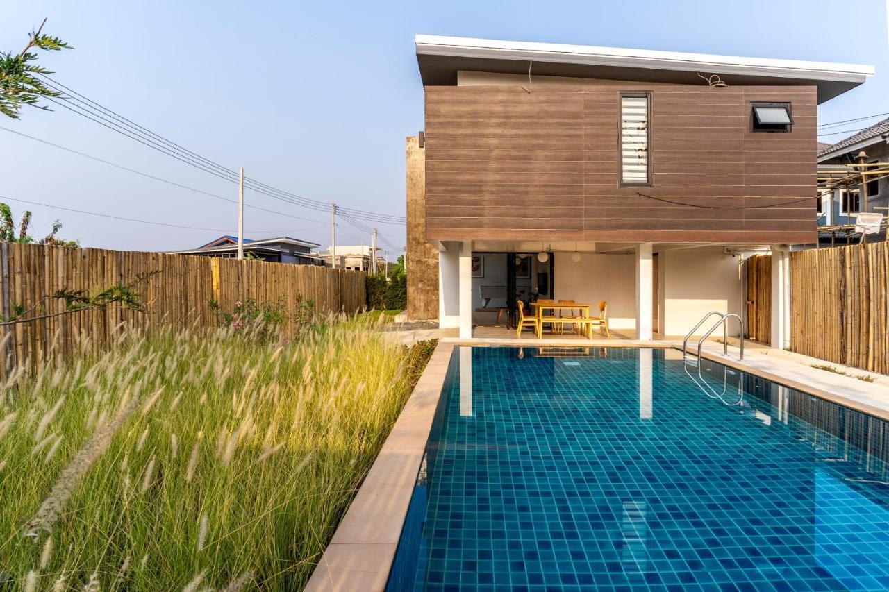 Brand-new Aewmai Pool Villa&promotion◆byน้องมังคุด Villa Chiang Mai