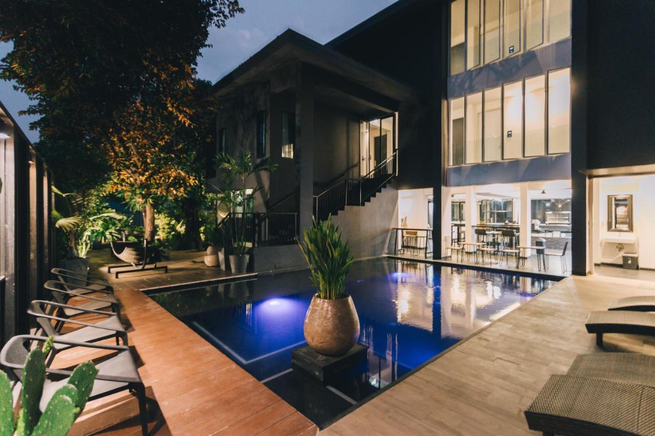 Iwualai Hotel 3*