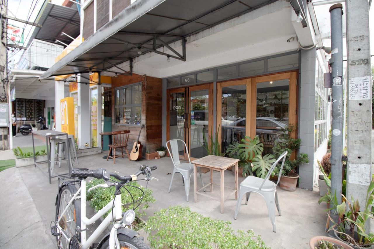 Hostel Oon Poshtel X Cafe Chiang Mai