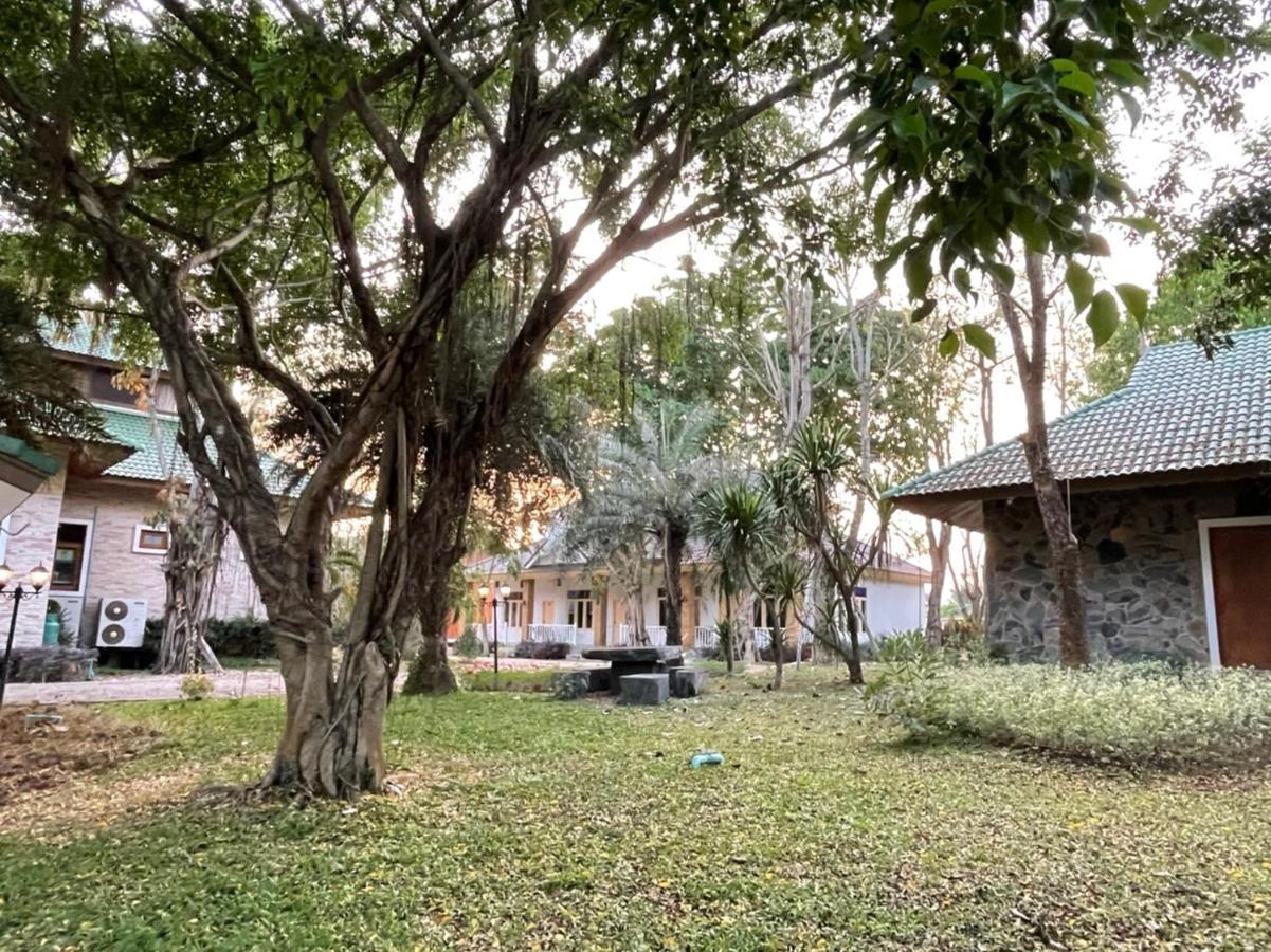 Green Tree Resort Resort Chiang Mai
