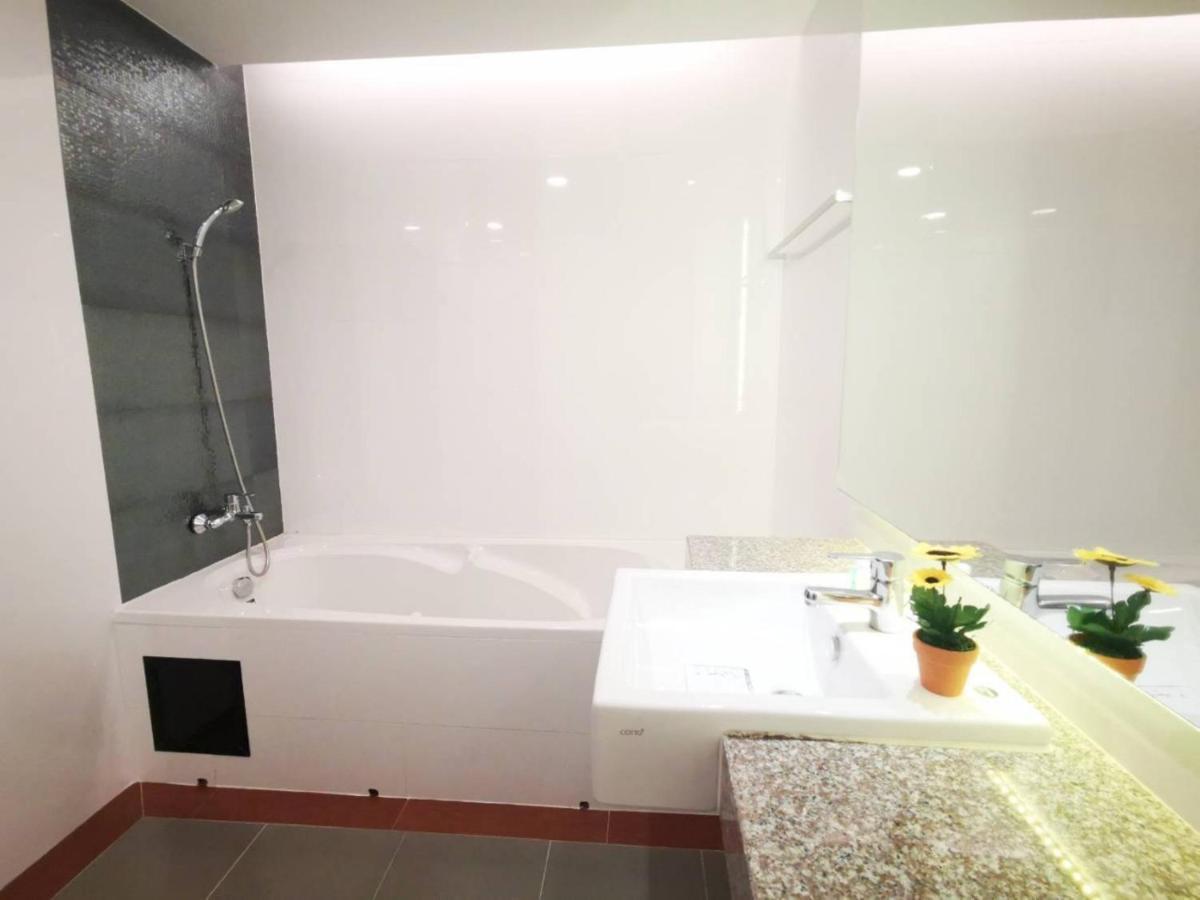 Aparthotel Private 111 Square Meters 2 Bedrooms Chiangmai