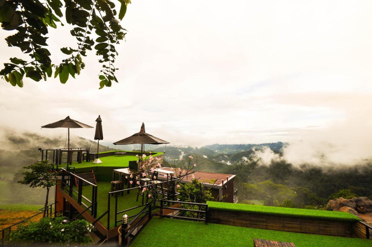 Vaya House Hotel 3*