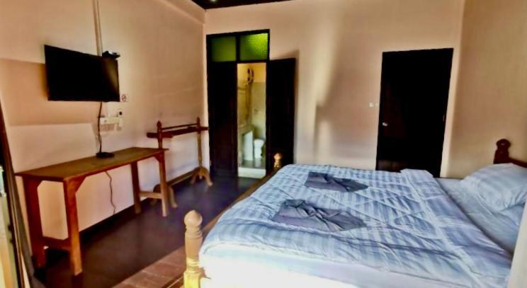 Madera House Guest house