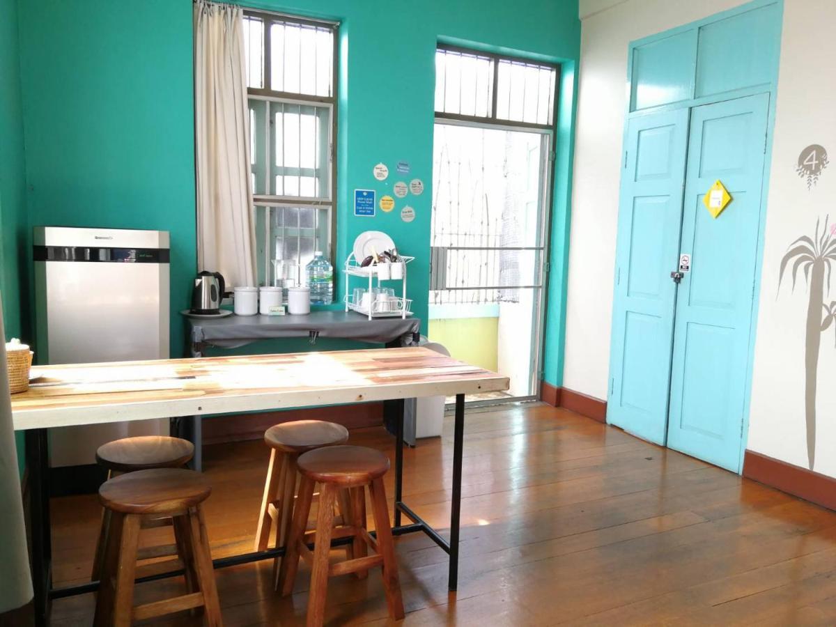 60 Blue House