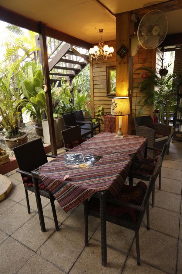 Inn Liam's Adults Only Chiang Mai