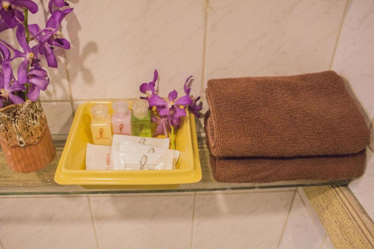 People Place Classic Sha Extra Hotel