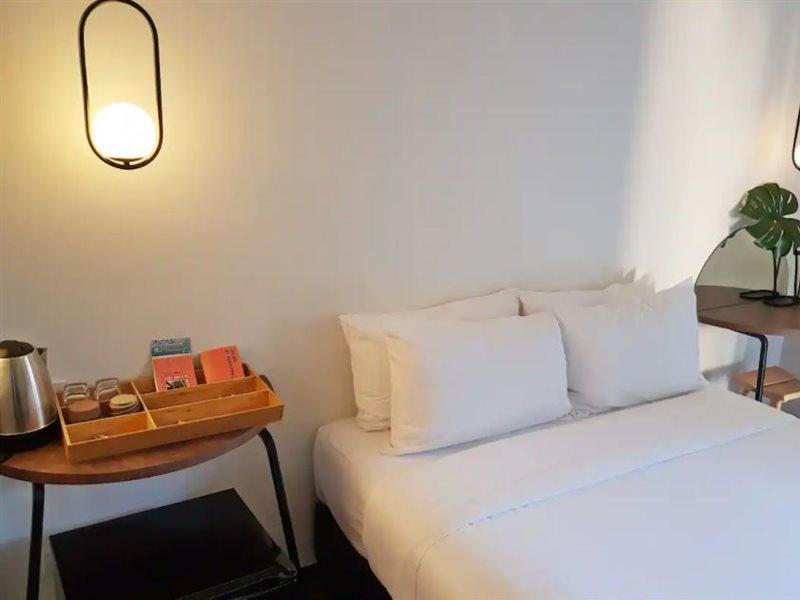 Wonderwall Hotel 3*