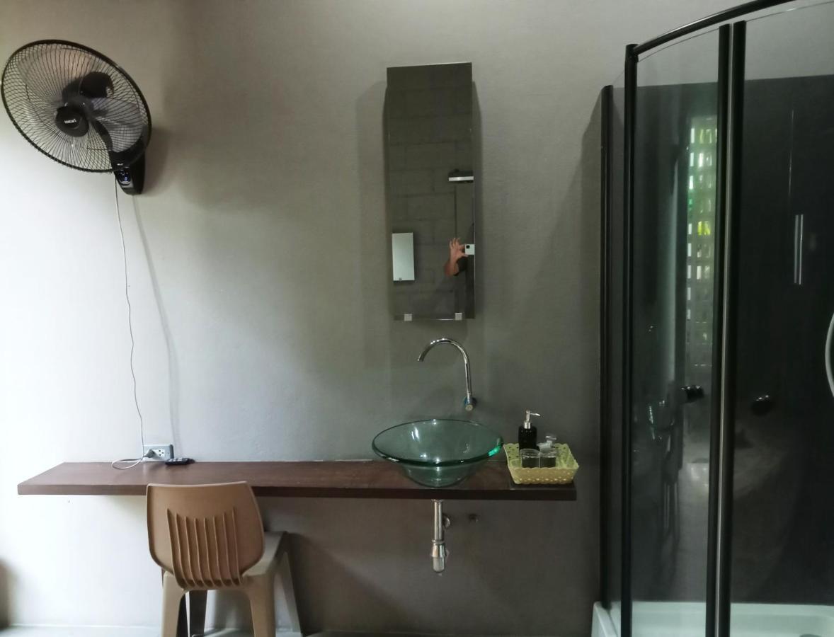 Baba Pim Hotel