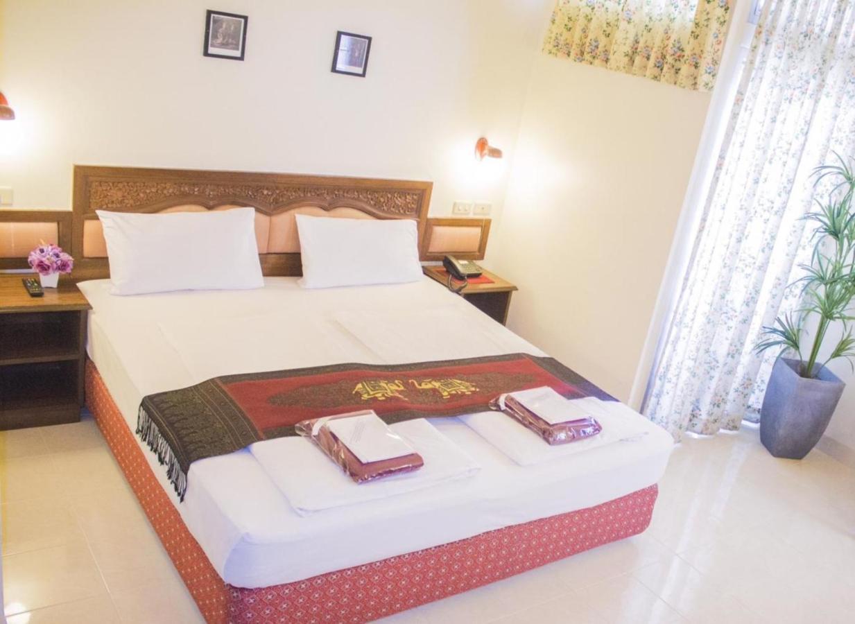 People Place Classic Sha Extra Hotel
