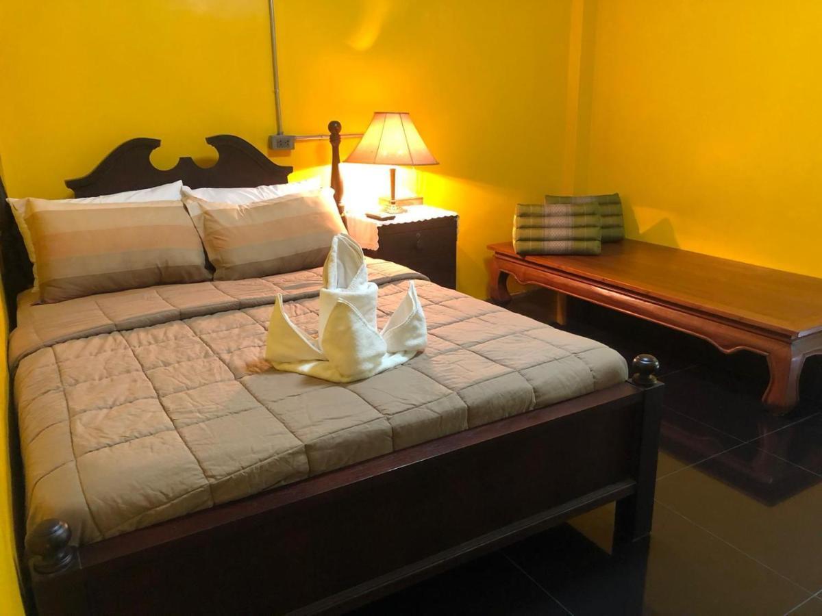 Baan Lung Poshtel * Chiang Mai