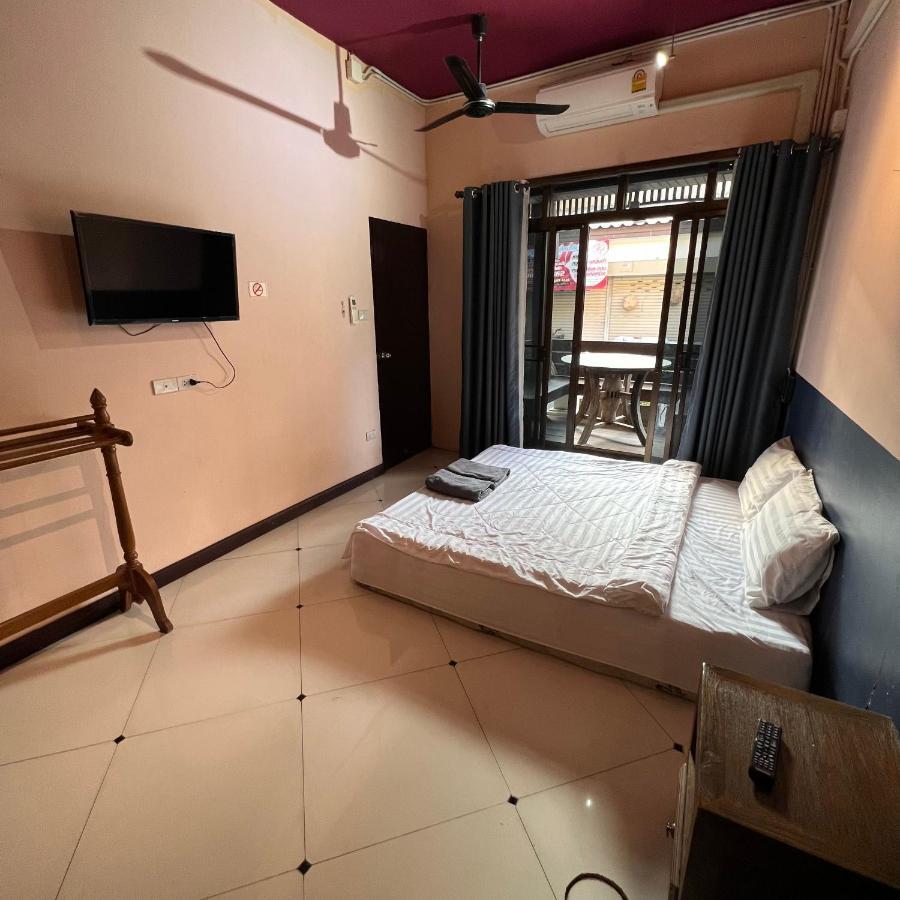 Madera House Guest house